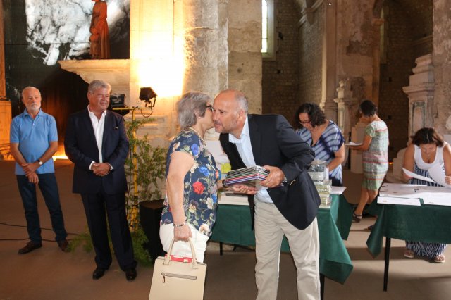 projeto escola com livros 035